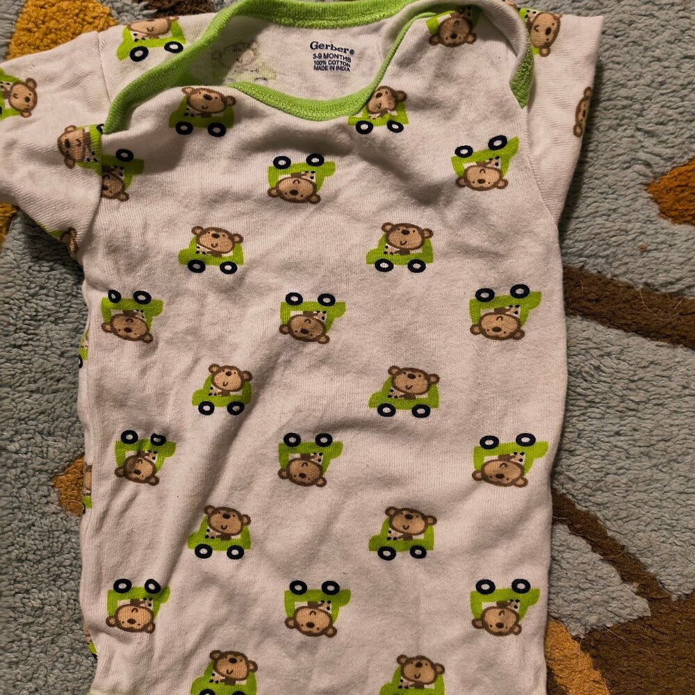 Gerber 3-6 month onsie